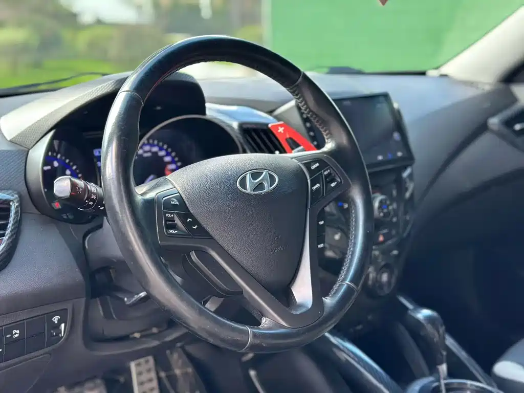 Hyundai Veloster — миниатюра 4