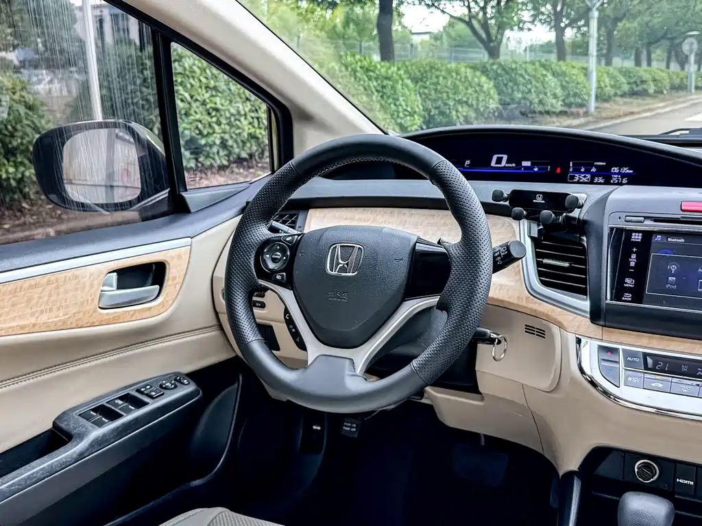 Honda Jade — миниатюра 8