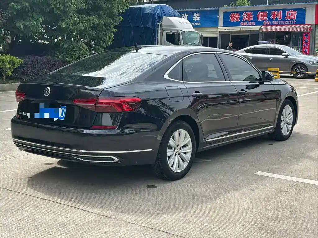Volkswagen Passat 2019 330TSI Elite VI