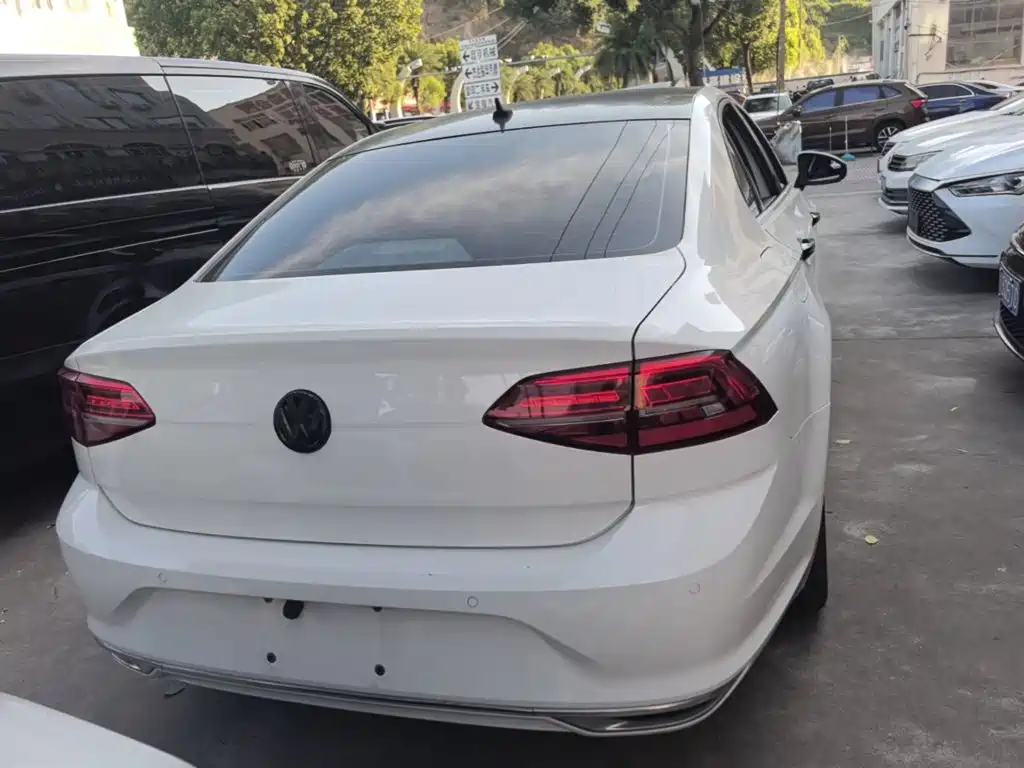 Volkswagen Lamando — миниатюра 6