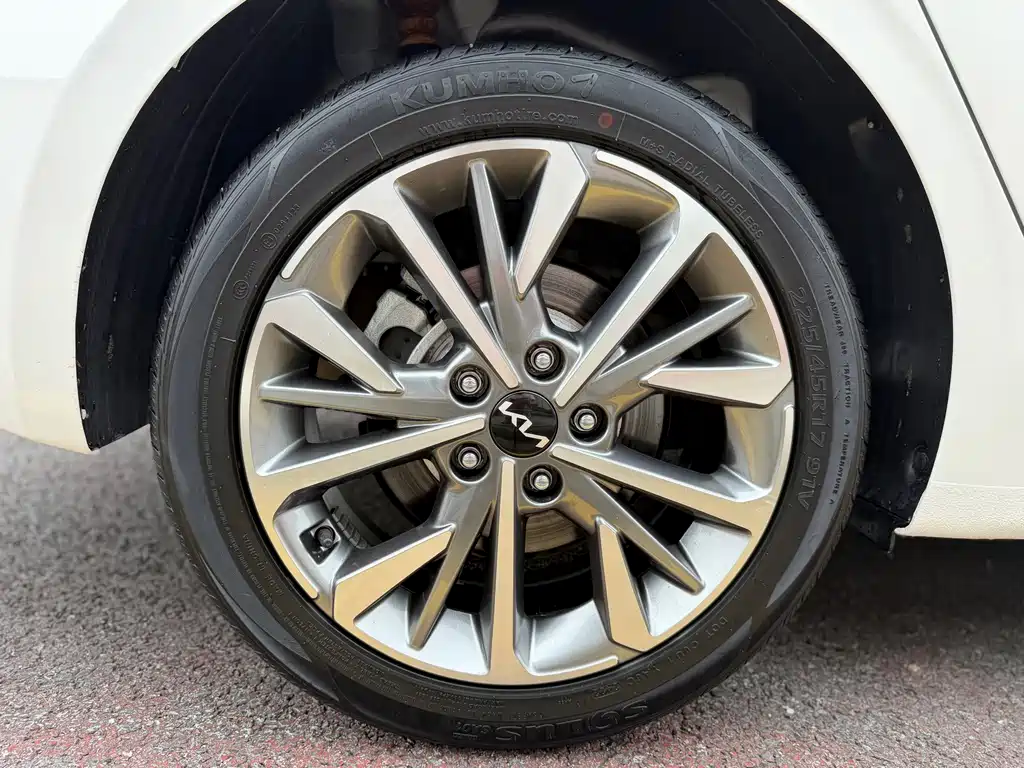 Kia K3 — миниатюра 15