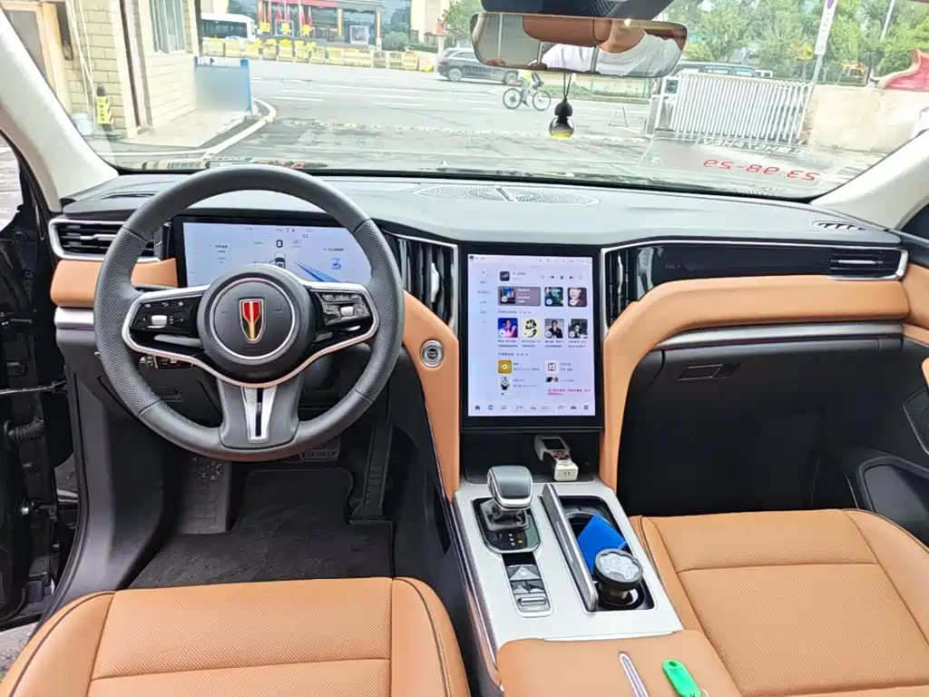 Hongqi Hongqi HS7 PHEV — миниатюра 10