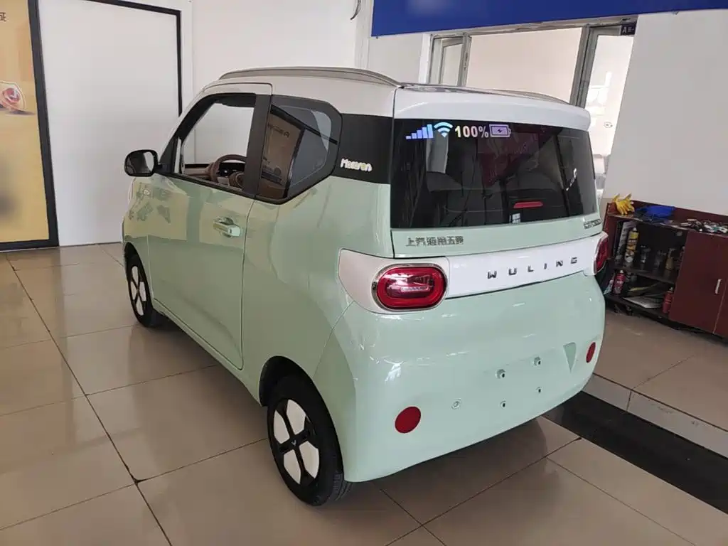 Wuling MINIEV — миниатюра 5