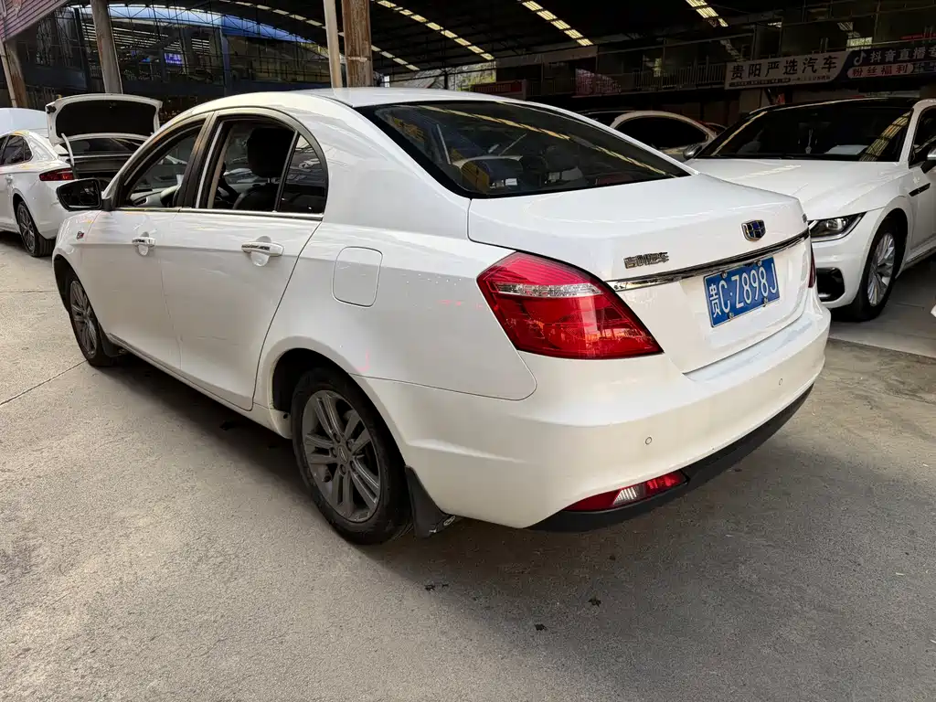 Geely Emgrand — миниатюра 8