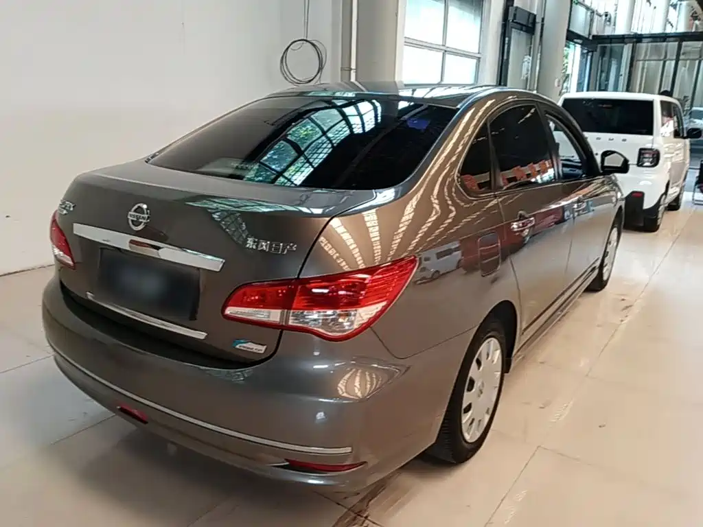 Nissan Sylphy — миниатюра 7