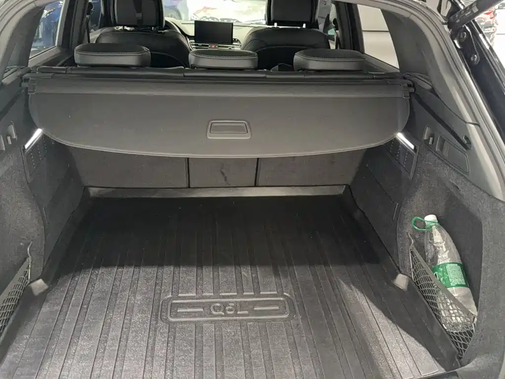 Audi Q5L — миниатюра 12