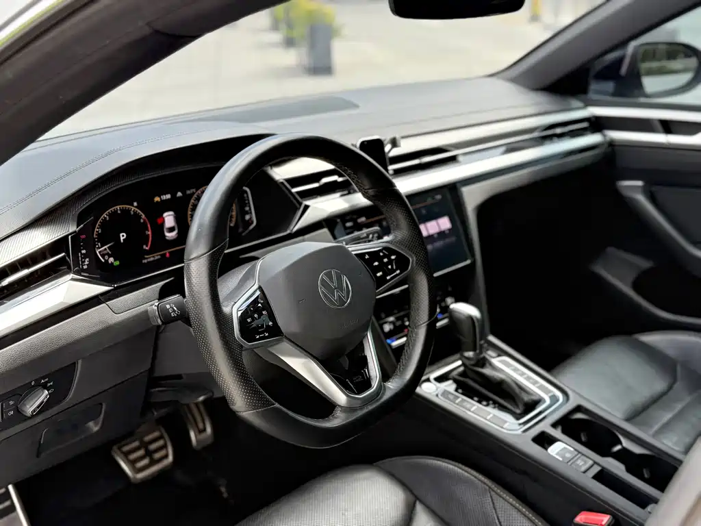 Volkswagen CC — миниатюра 8
