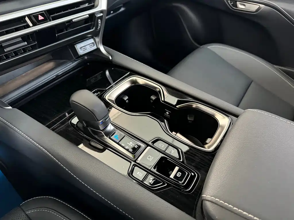 Lexus RX — миниатюра 4