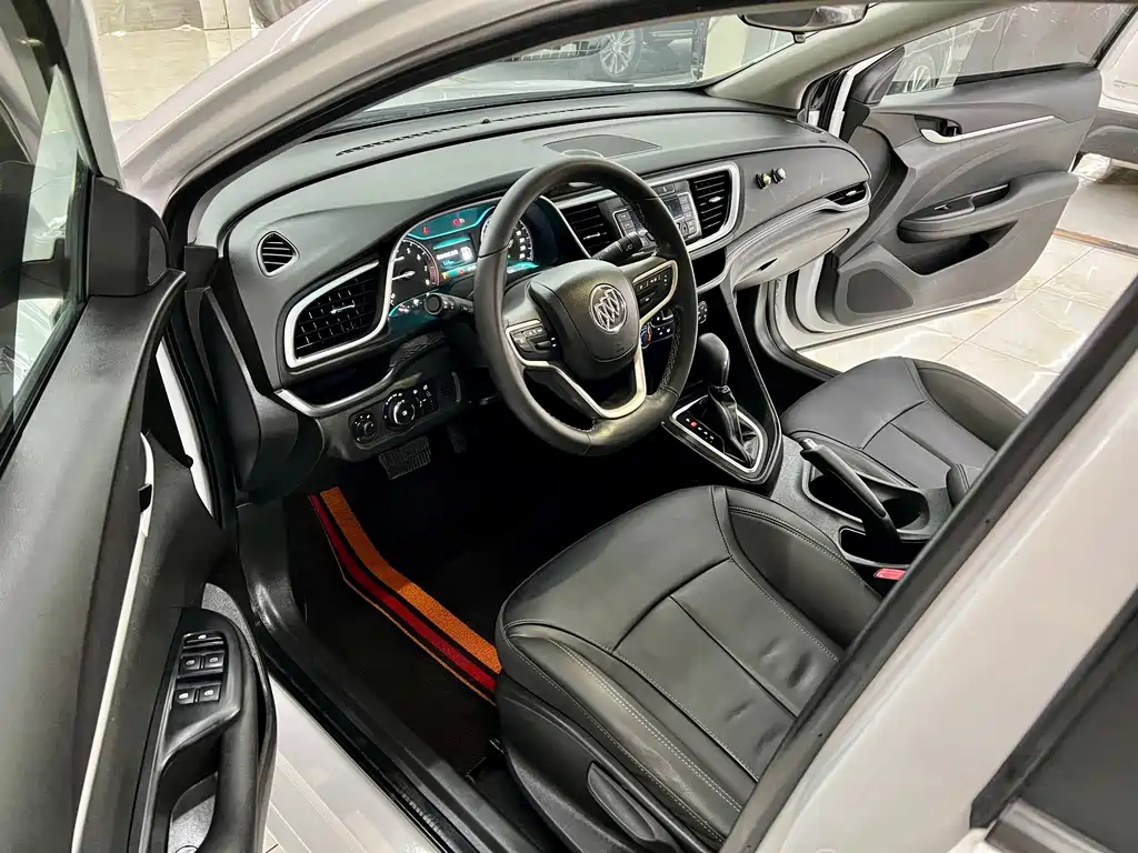 Buick Excelle — миниатюра 10