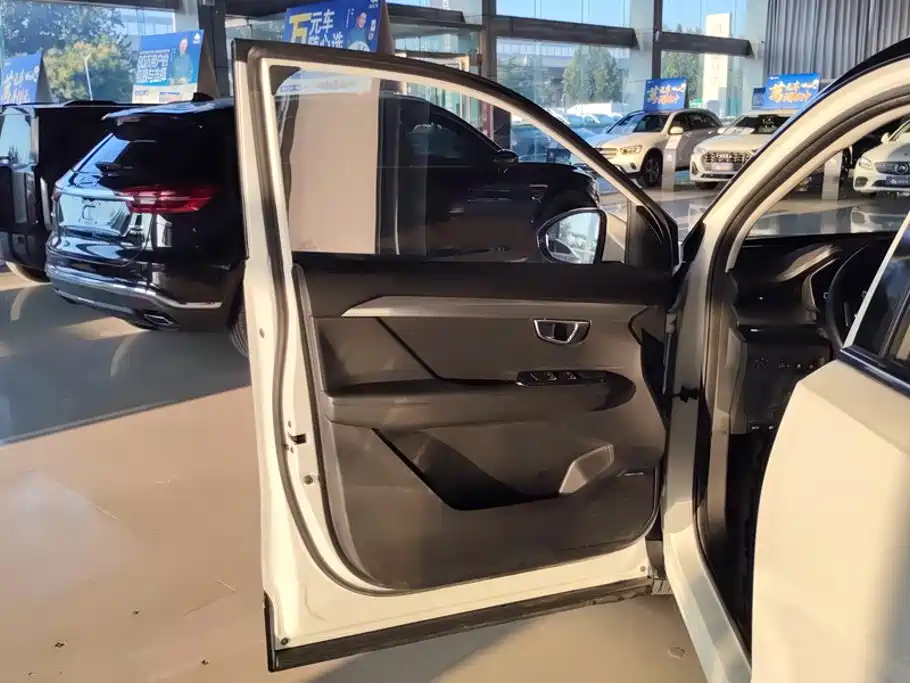 Wuling Xingchen — миниатюра 7
