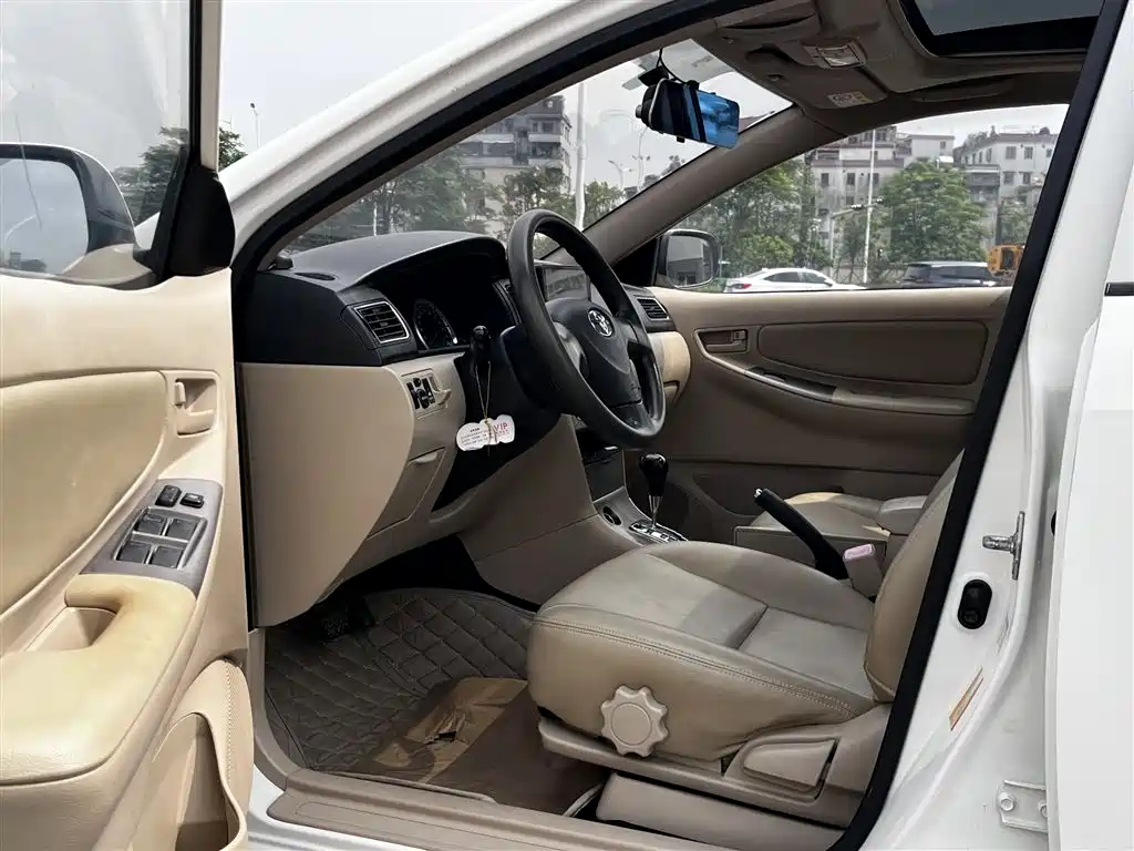 Toyota Corolla — миниатюра 9