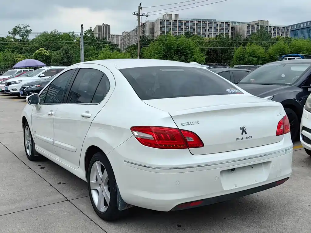 Peugeot 408 — миниатюра 11