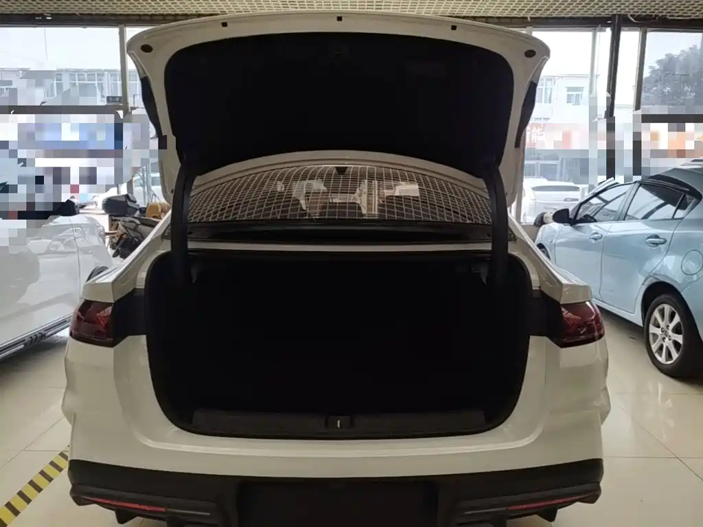BYD Qin L — миниатюра 19