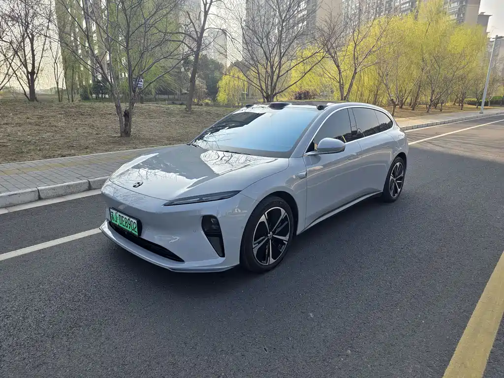Nio ET5T 2024