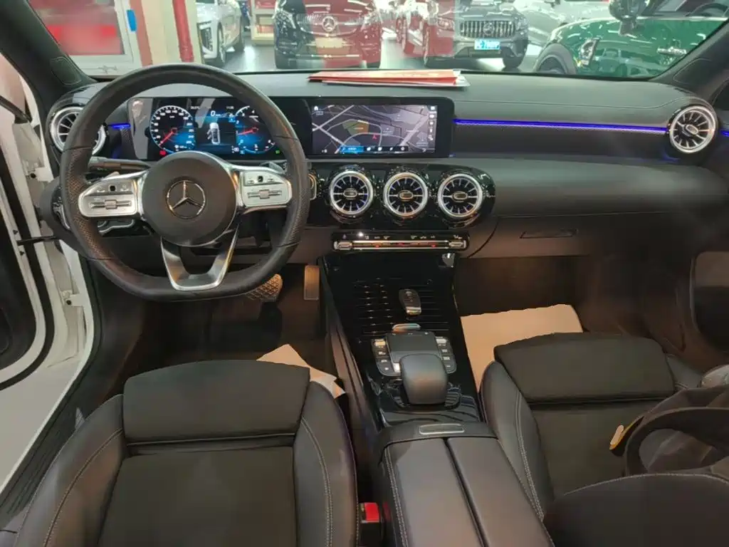 Mercedes-Benz A-Class — миниатюра 10