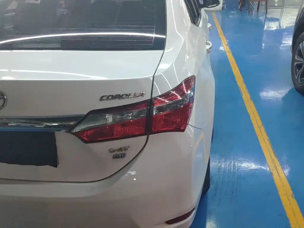 Toyota Corolla — миниатюра 8