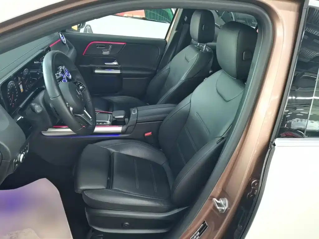 Mercedes-Benz GLA — миниатюра 15