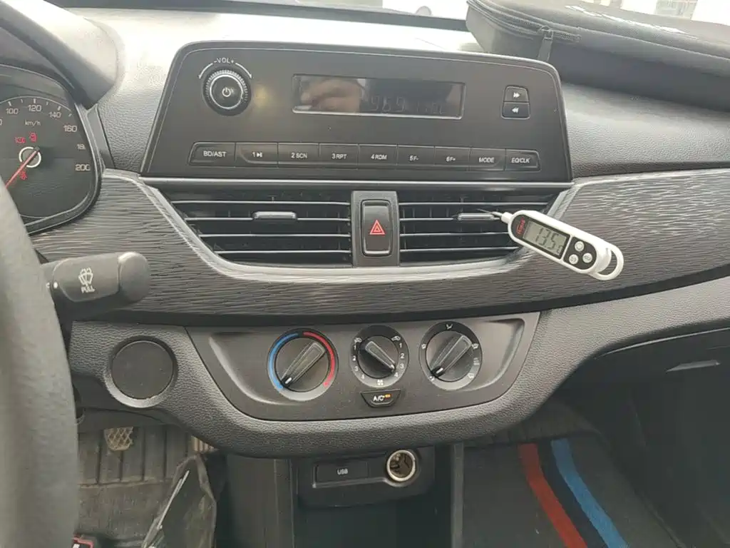 Baojun 310 — миниатюра 13