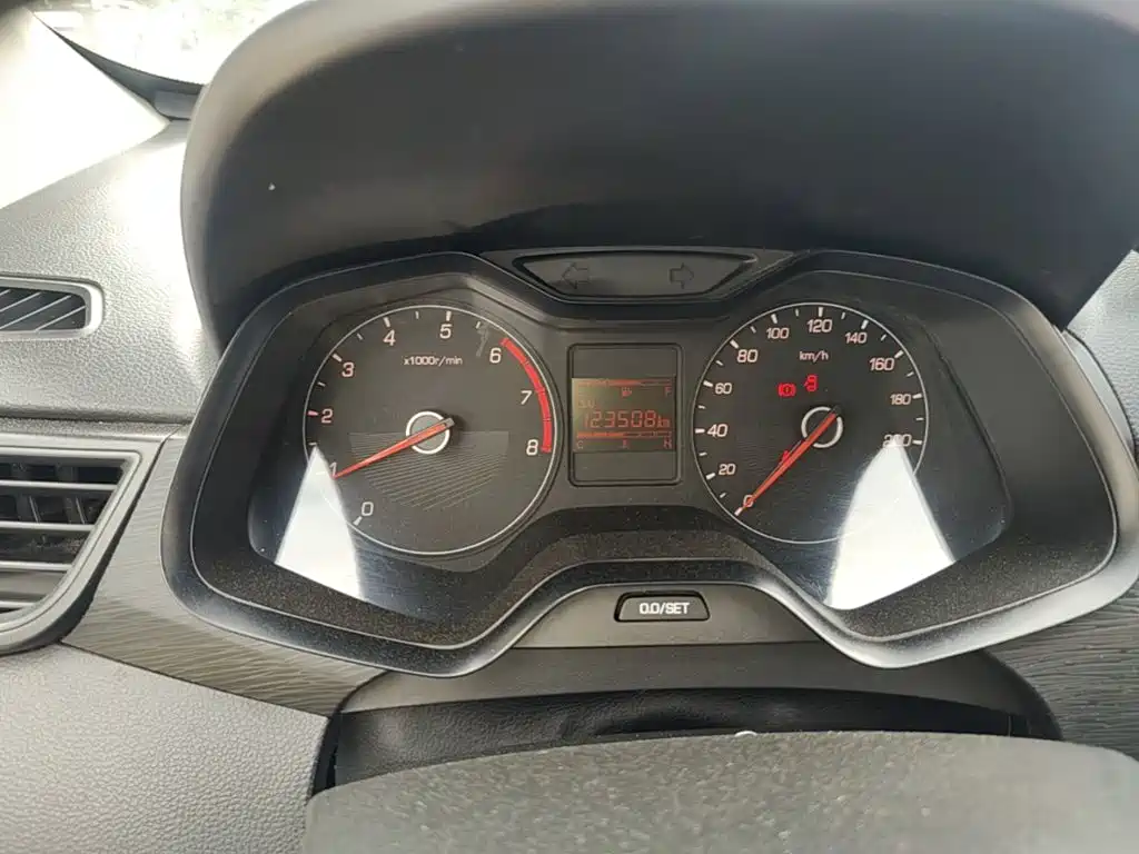 Baojun 310 — миниатюра 12