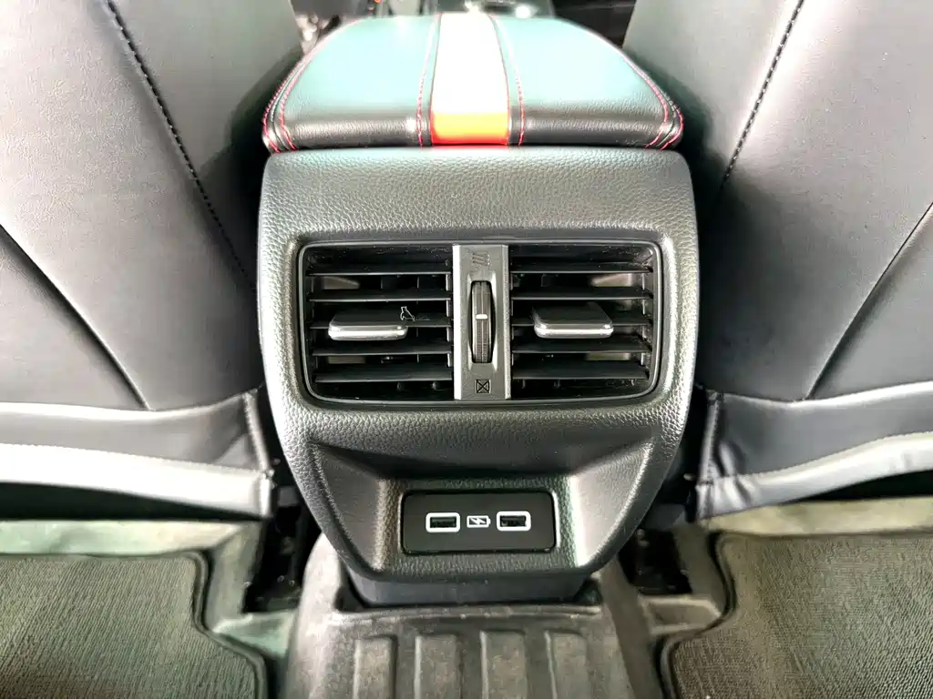 Honda Integra — миниатюра 13