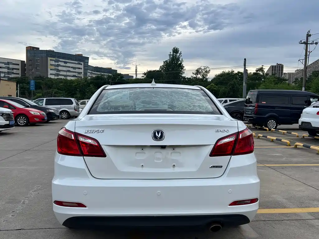 Changan Eado — миниатюра 11