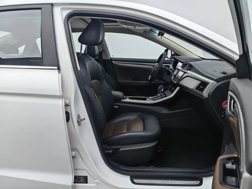 Geely Emgrand GL — миниатюра 23