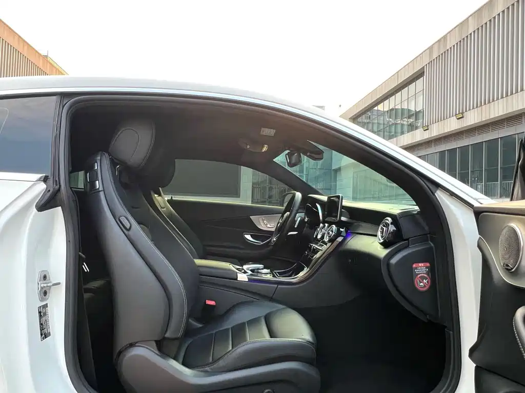 Mercedes-Benz C-Class (Import) — миниатюра 5