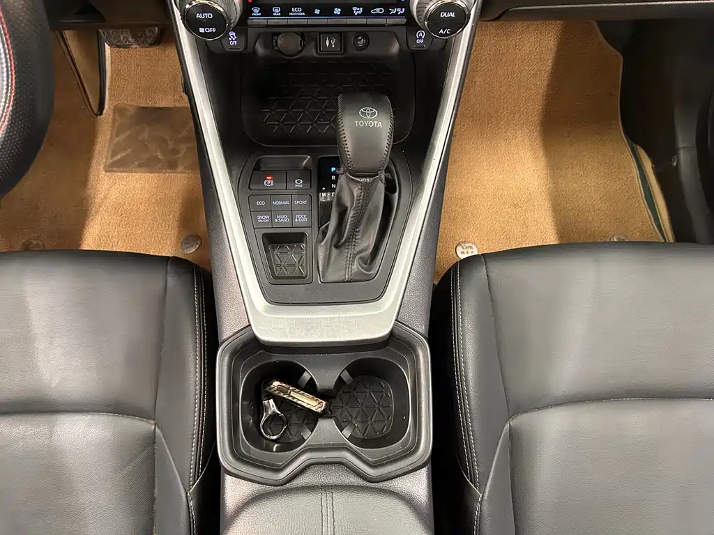 Toyota Wildlander — миниатюра 15