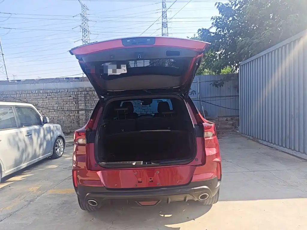 Chevrolet Tracker — миниатюра 19