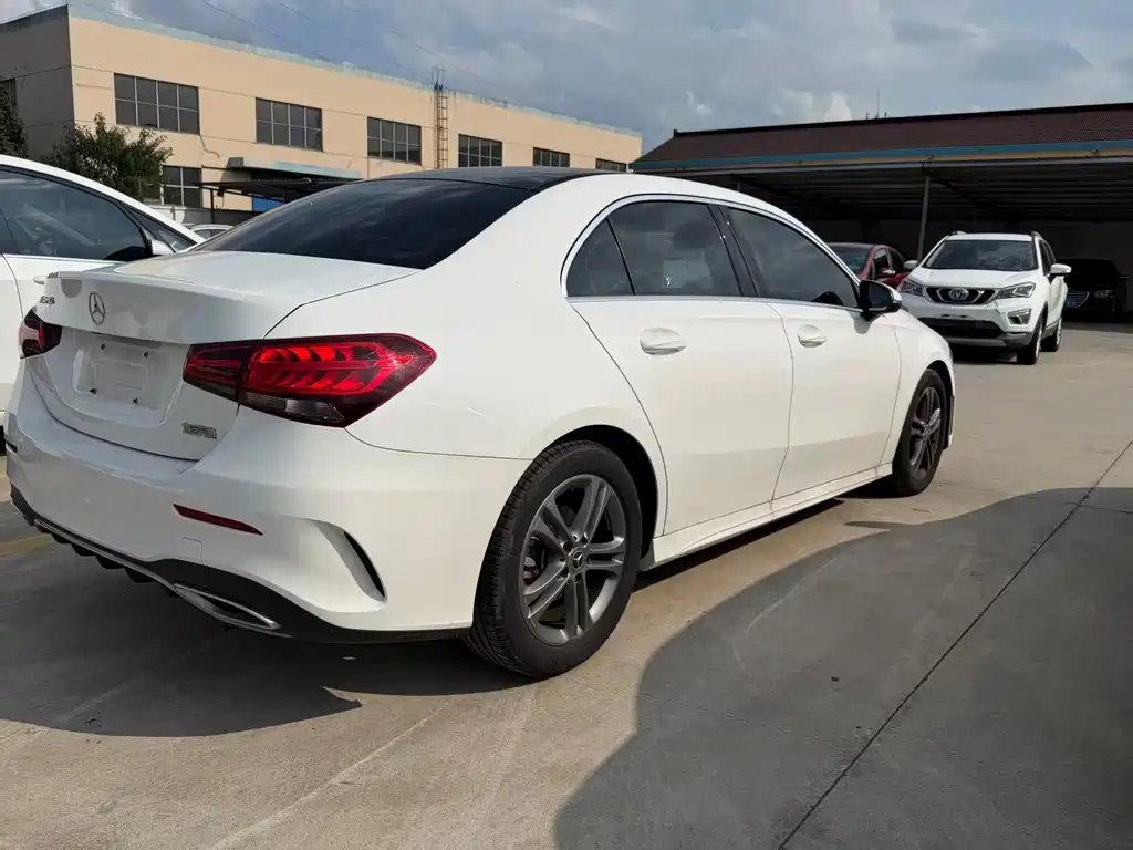 Mercedes-Benz A-Class — миниатюра 4