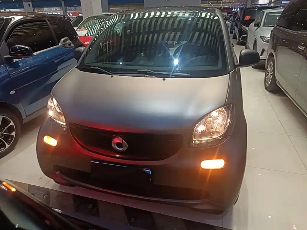 smart Smart Fortwo — миниатюра 3