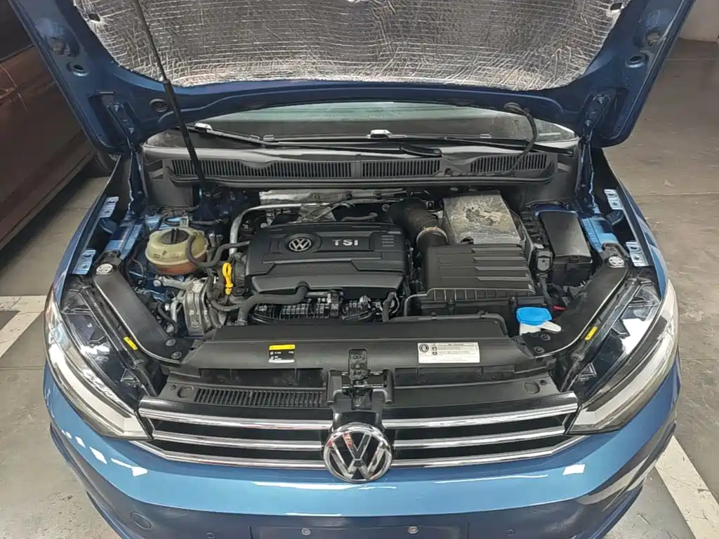 Volkswagen Touran — миниатюра 20