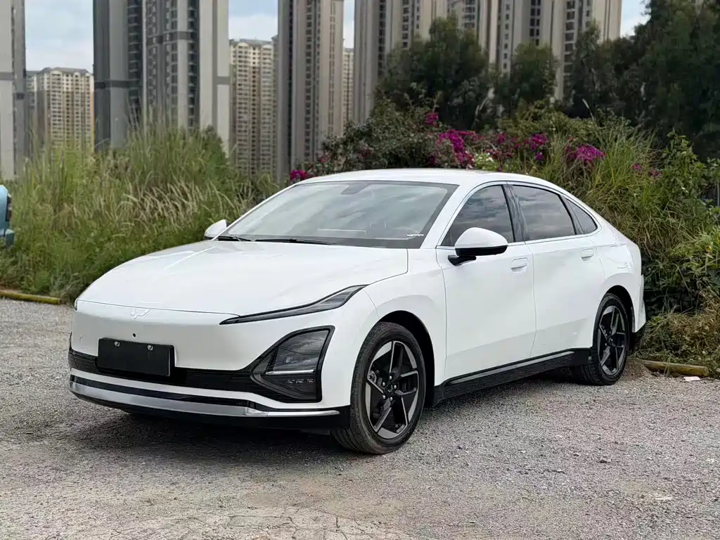 Wuling Xingguang — миниатюра 3