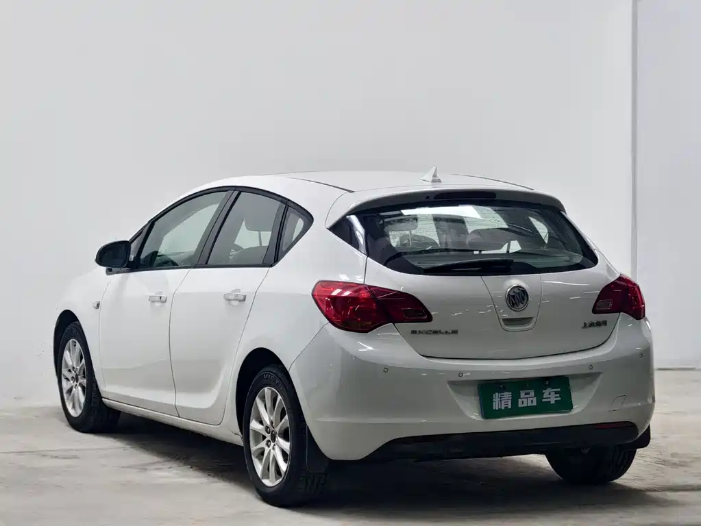 Buick Excelle — миниатюра 6
