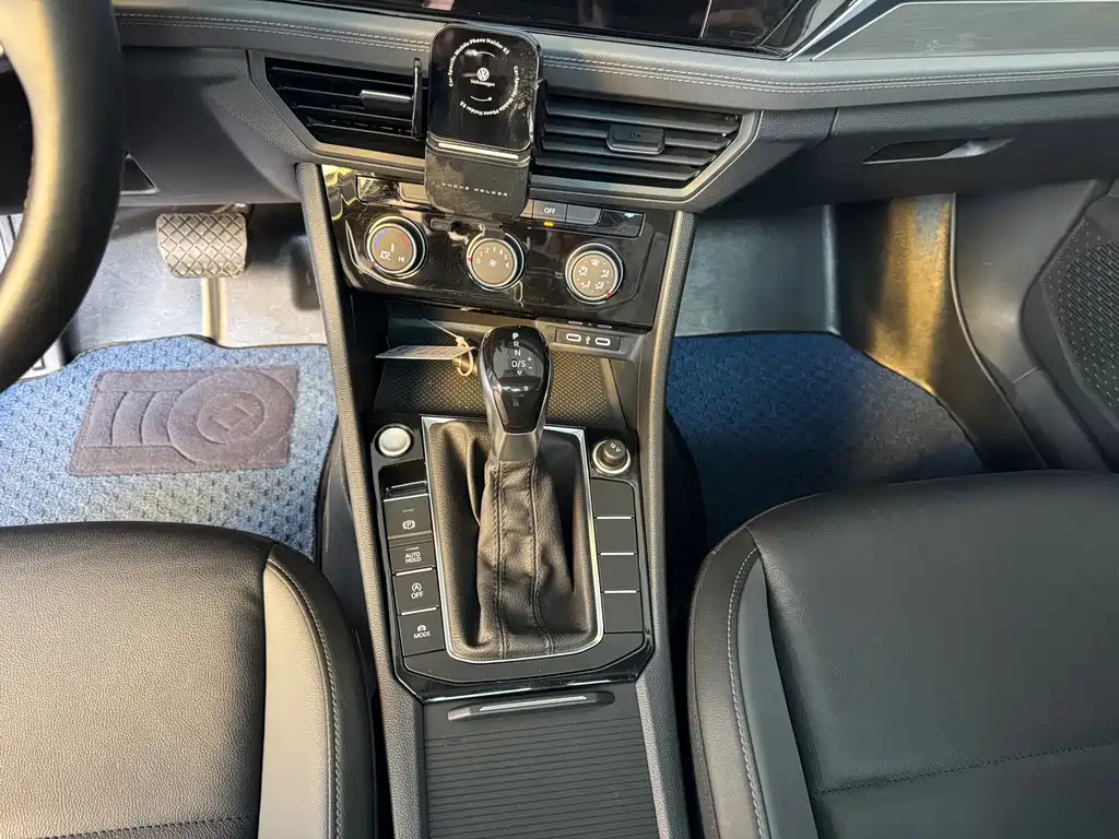 Volkswagen Sagitar — миниатюра 10