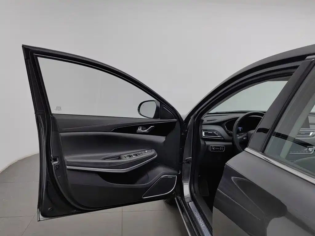 Changan Ruicheng CC — миниатюра 8