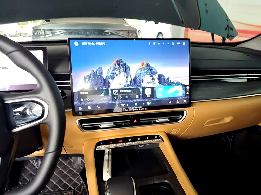 Chery Arrizo 8 PRO — миниатюра 13