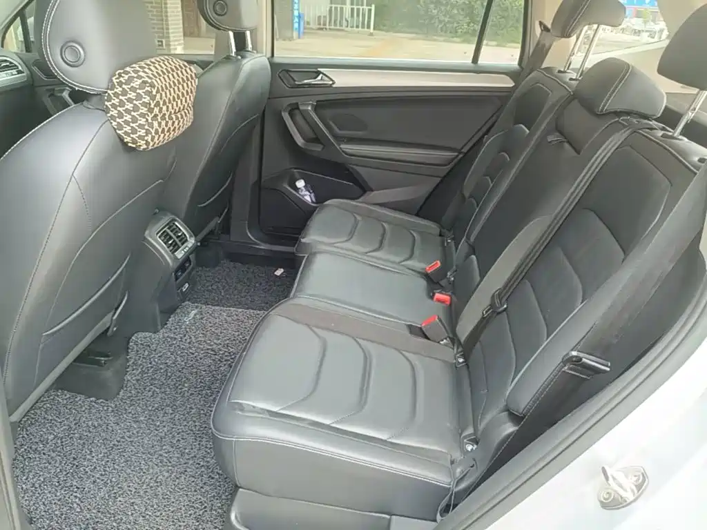 Volkswagen Tiguan L — миниатюра 17
