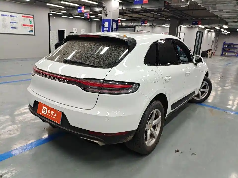 Porsche Macan — миниатюра 2