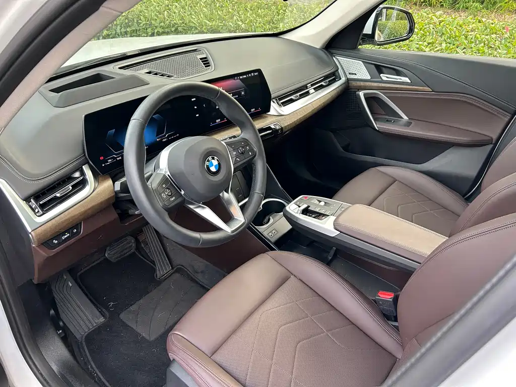BMW X1 — миниатюра 11