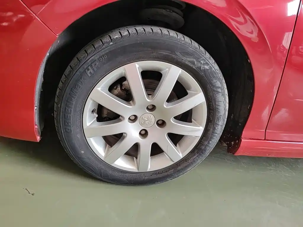 Peugeot 308 — миниатюра 23