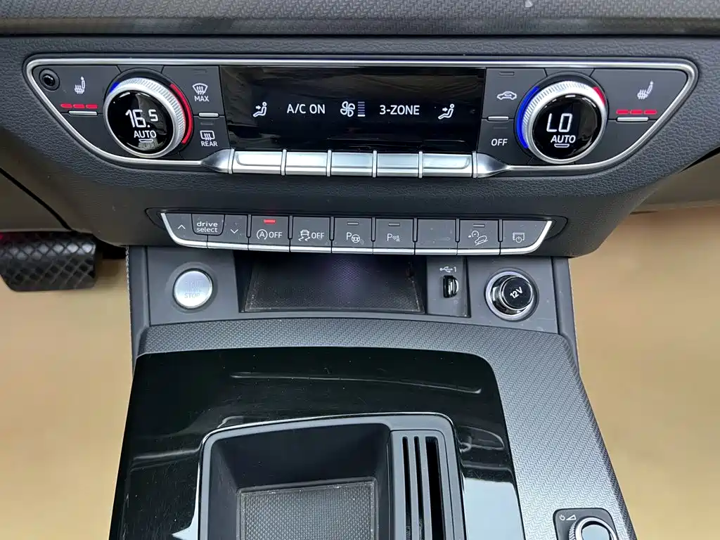 Audi Q5L — миниатюра 12