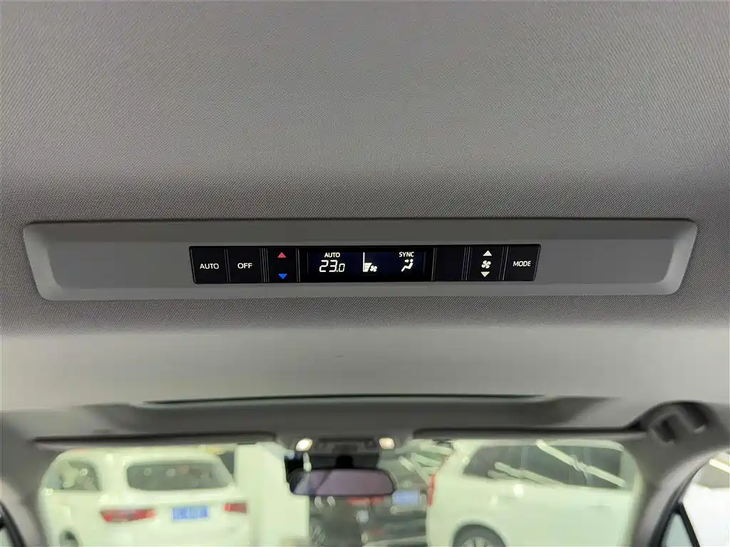 Toyota Sienna 2023 2.5L Comfort