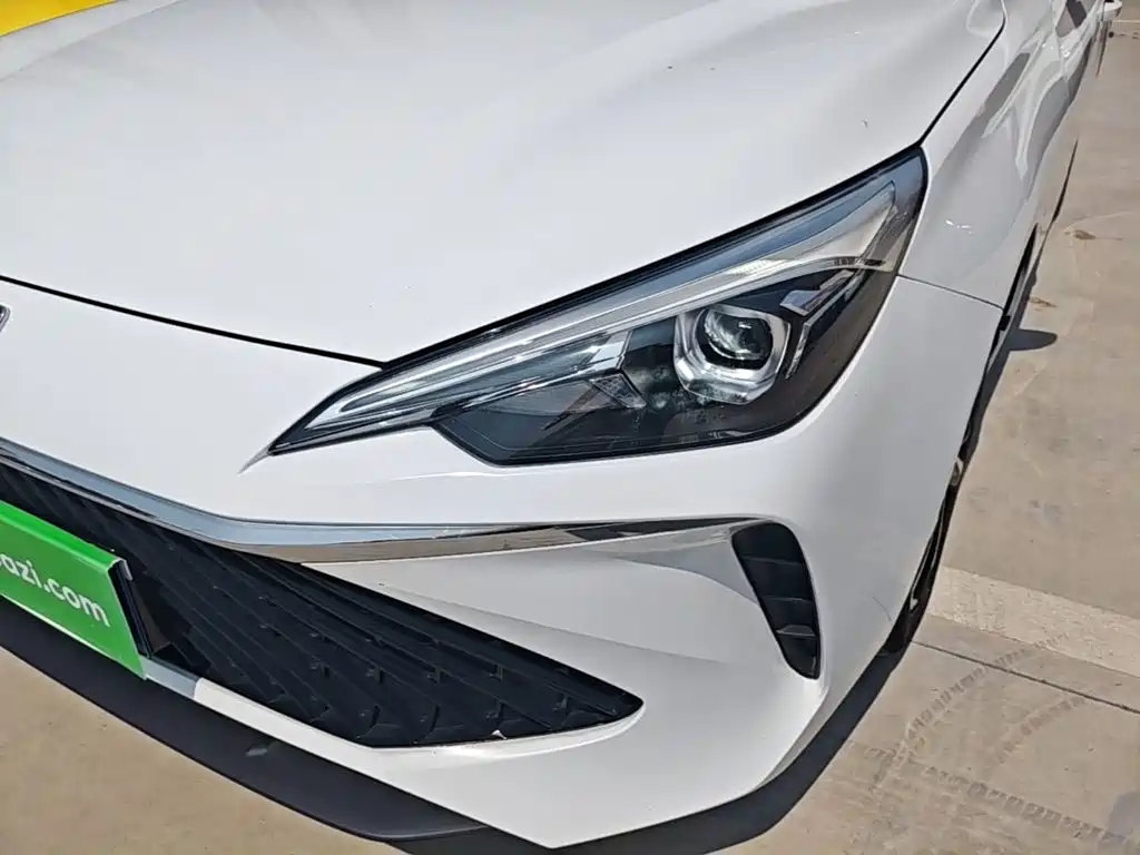 Roewe i5 — миниатюра 24