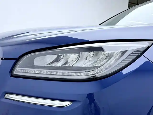 Lincoln Corsair — миниатюра 8