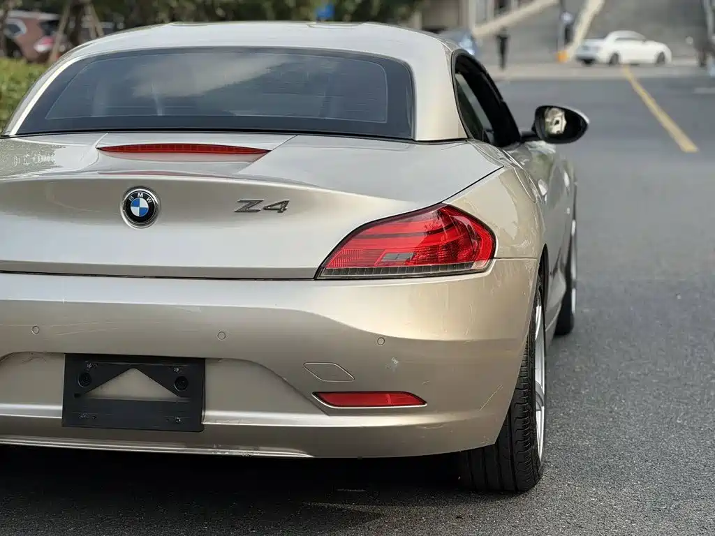 BMW Z4 — миниатюра 9