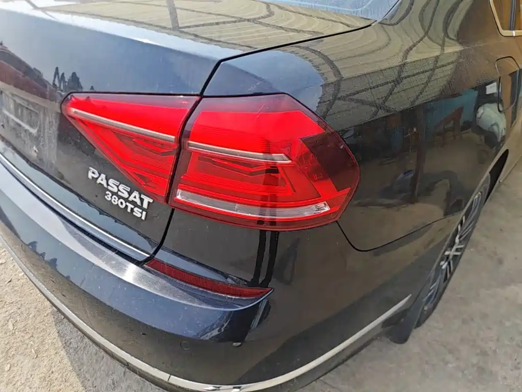 Volkswagen Passat 2017 380TSI DSG