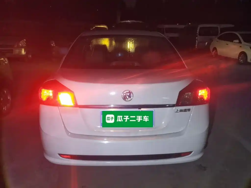 Buick Excelle — миниатюра 6