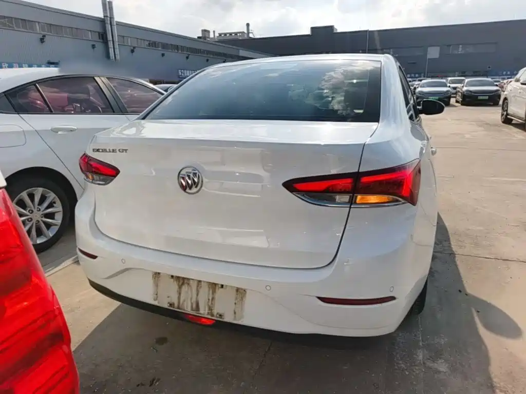 Buick Excelle — миниатюра 6