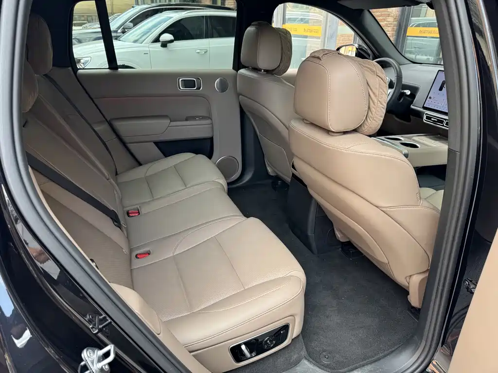 Li Auto Li L7 — миниатюра 19